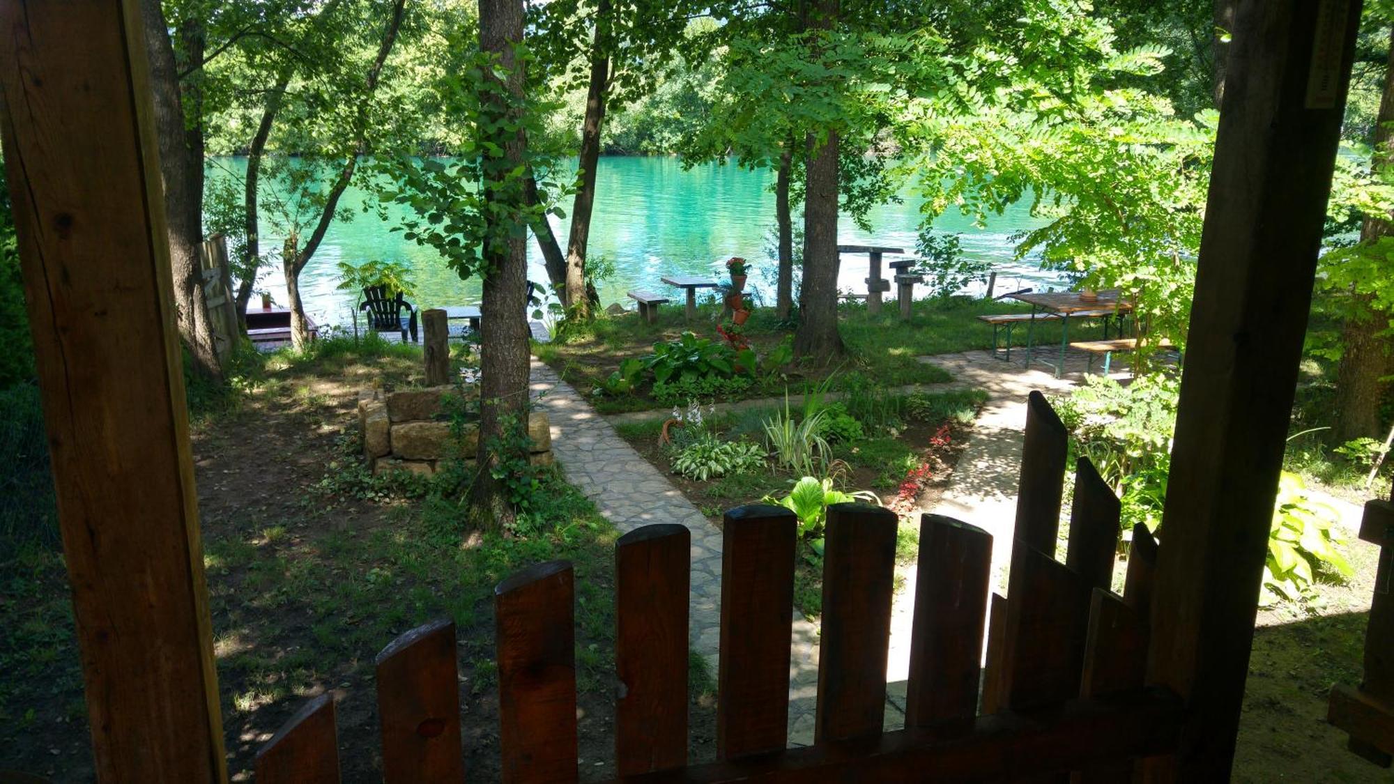 Fortuna Holiday Home Бихач Экстерьер фото